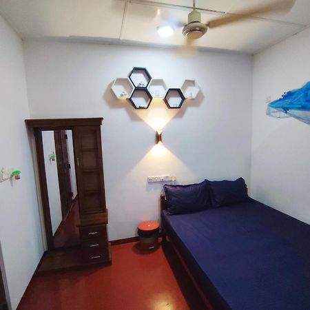 Breeze Guest House 亭可马里 外观 照片