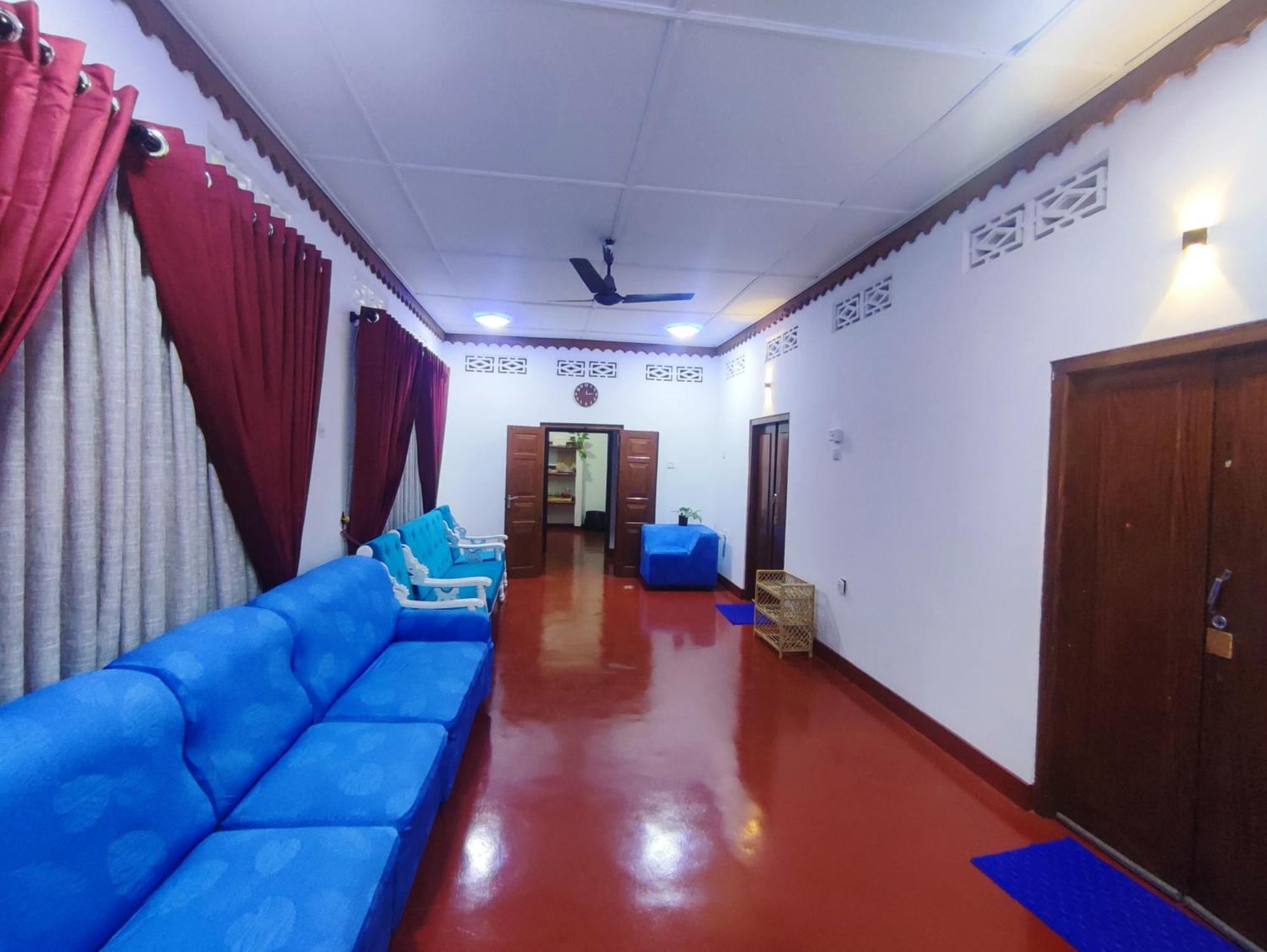 Breeze Guest House 亭可马里 外观 照片