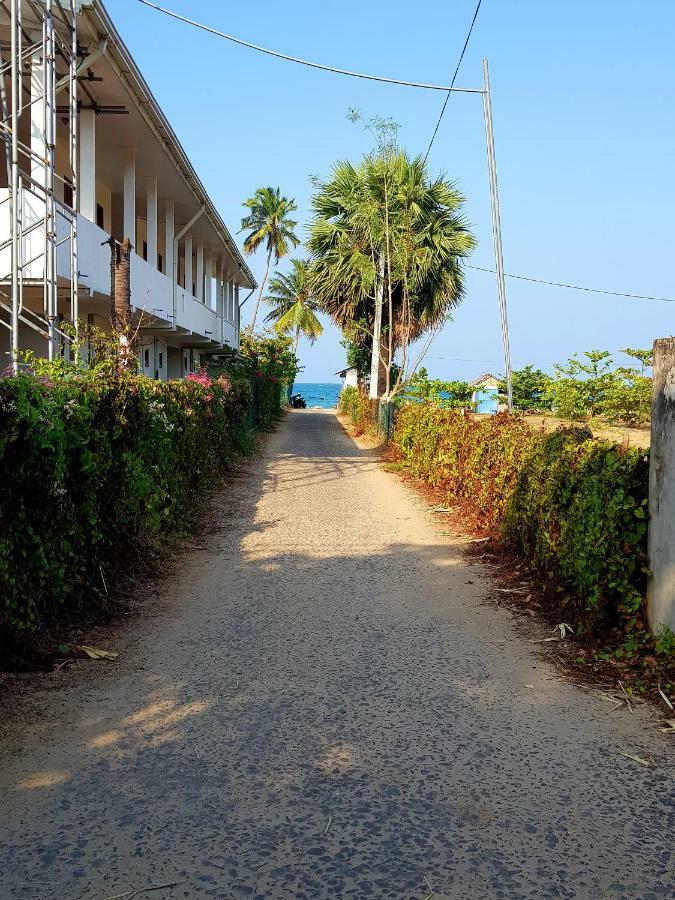 Breeze Guest House 亭可马里 外观 照片